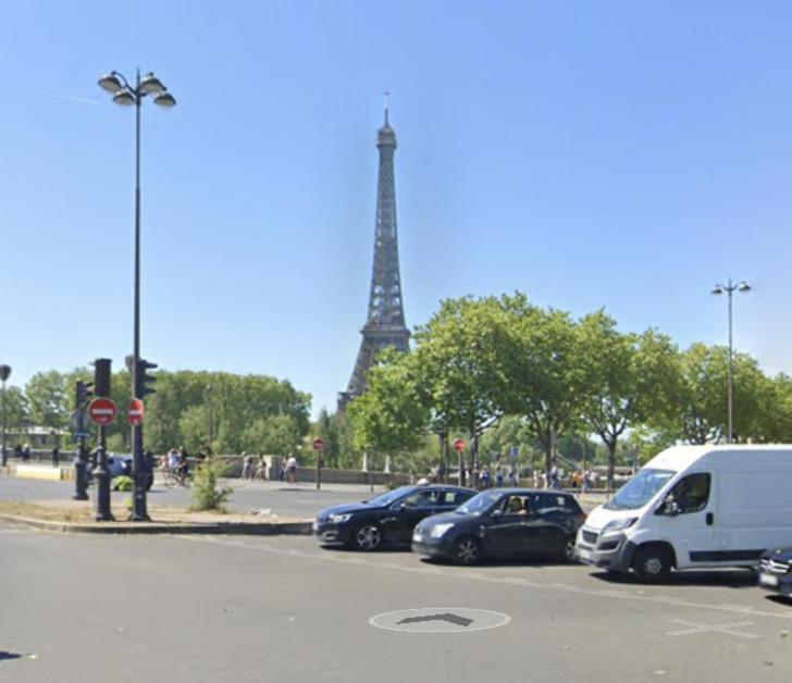 Av Montaigne Champs Elysee Париж Экстерьер фото